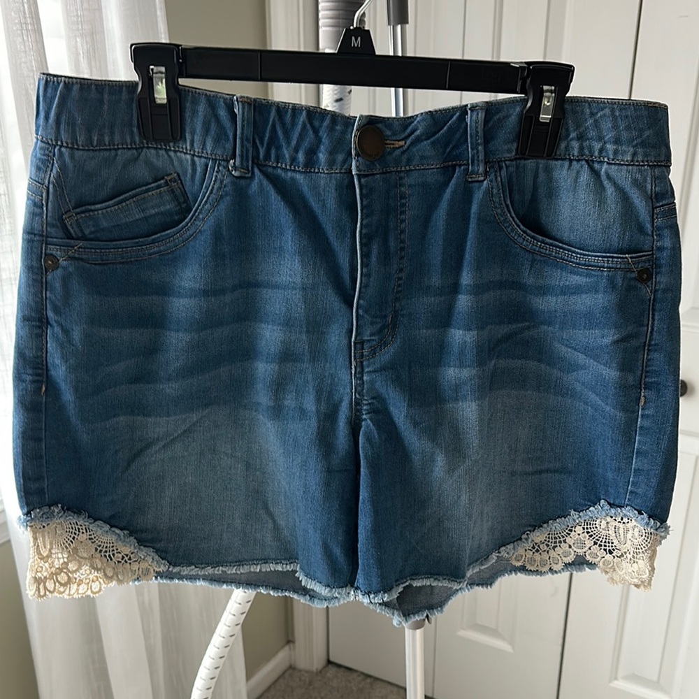 Blue Jean Shorts with Distressed Hem and Lace Trim